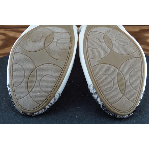 Time And Tru Size 9.5 W White Round Toe Ballet Flats Synthetic Women - Picture 7 of 7